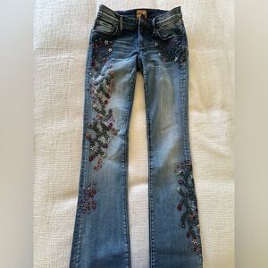 DRIFTWOOD Blue Jeans with Floral Embroidery